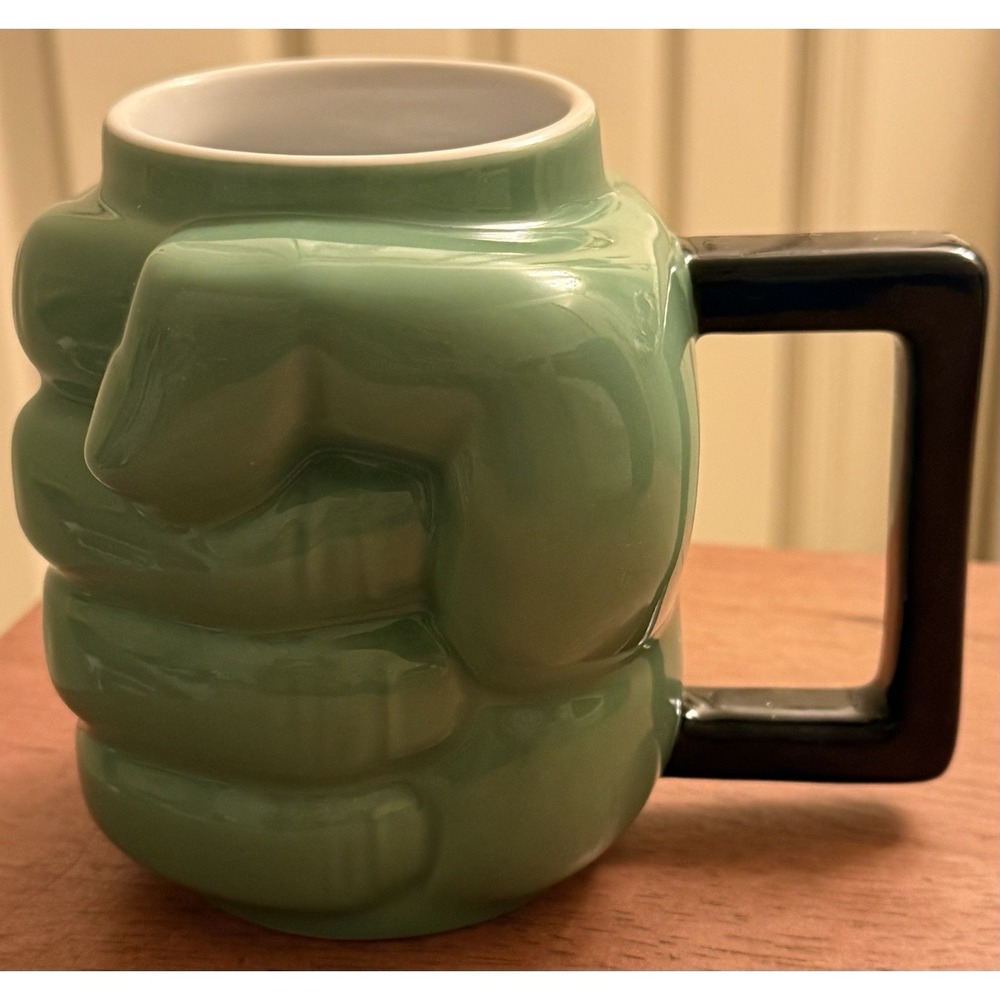Marvel "Incredible HULK" 3D Green Fist Mug. Novelty 18 oz. Disney EUC